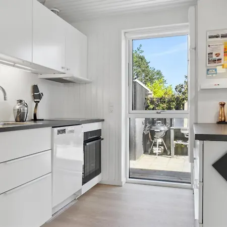 Ferienhaus Teodora - 450m From The Sea By Interhome